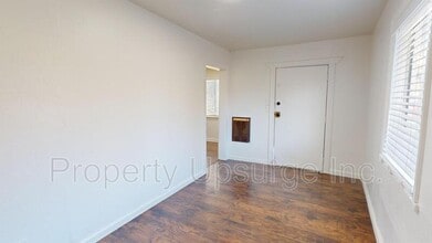2714 Virginia Ave in Shasta Lake, CA - Building Photo - Building Photo