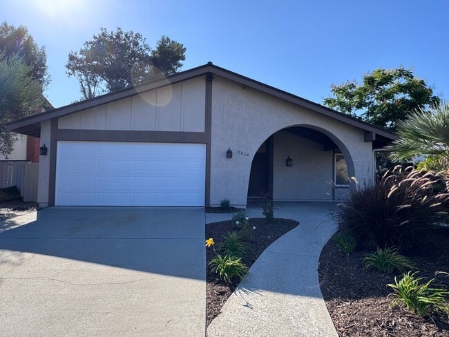 property at 17824 Cabela Dr