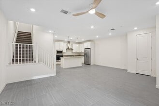 11475 Contour Ave in Las Vegas, NV - Building Photo - Building Photo