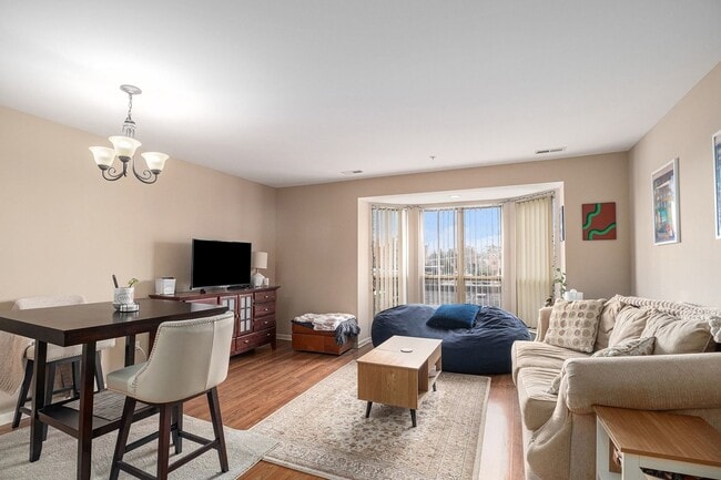 57 E Hattendorf Ave in Roselle, IL - Building Photo - Building Photo