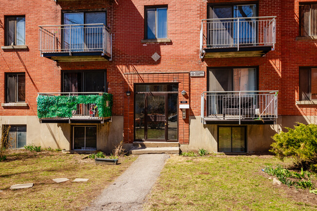 2985 Barclay Av in Montréal, QC - Building Photo - Building Photo