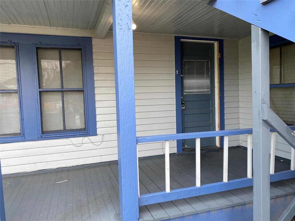 3309 Ursuline St in Galveston, TX - Building Photo