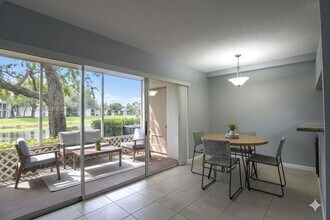 7106 Glenmoor Dr in West Palm Beach, FL - Building Photo - Building Photo