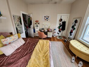 11 Wadsworth St, Unit 1T in Boston, MA - Foto de edificio - Building Photo