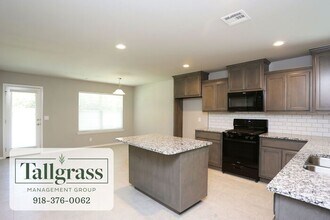 123 E Latimer St in Tulsa, OK - Building Photo - Building Photo