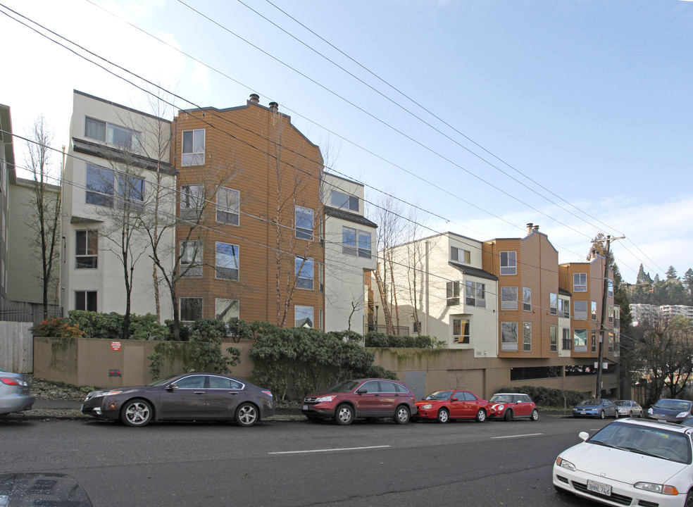 Clay Street Commons in Portland, OR - Foto de edificio