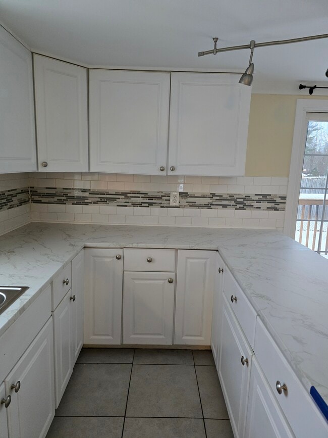 property at 4435 Clifford Rd