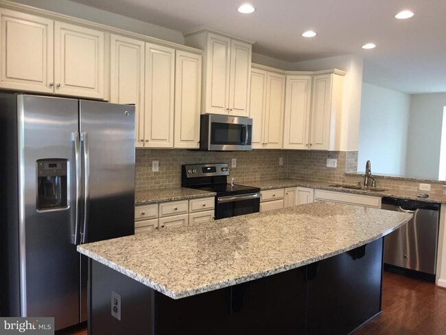 property at 10749 Hinton Wy