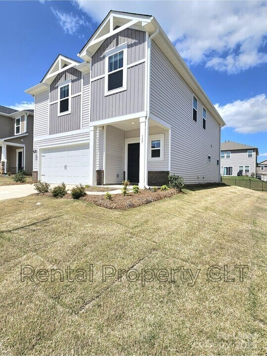 157 Shepherds Lndg Dr in Mooresville, NC - Building Photo