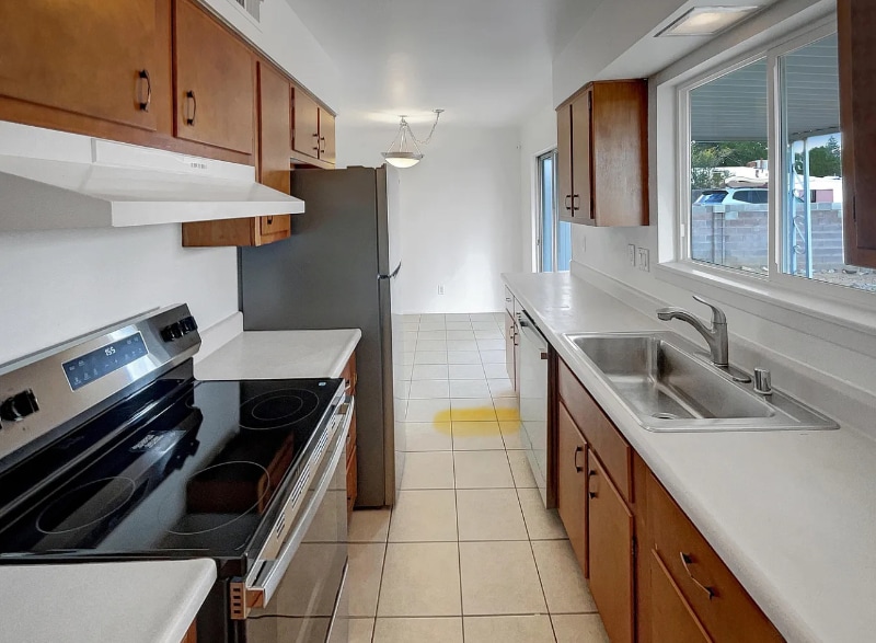 11637 Copper Ave NE in Albuquerque, NM - Building Photo