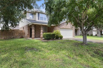31 Fern Ave in McAllen, TX - Building Photo - Building Photo