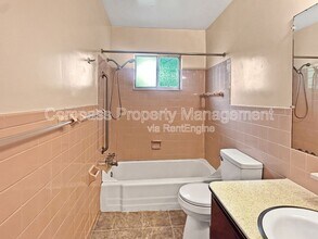 2832 S Burdick St in Kalamazoo, MI - Building Photo - Building Photo
