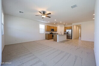 25180 N 172nd Dr in Surprise, AZ - Building Photo - Building Photo
