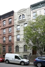 123 W 81st St in New York, NY - Building Photo - Building Photo