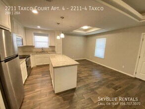 2211 Taxco Ct in Edinburg, TX - Building Photo - Building Photo
