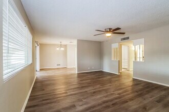 6643 E Decatur St in Mesa, AZ - Building Photo - Building Photo