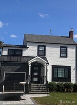 985 Arnet Ave in Union, NJ - Building Photo