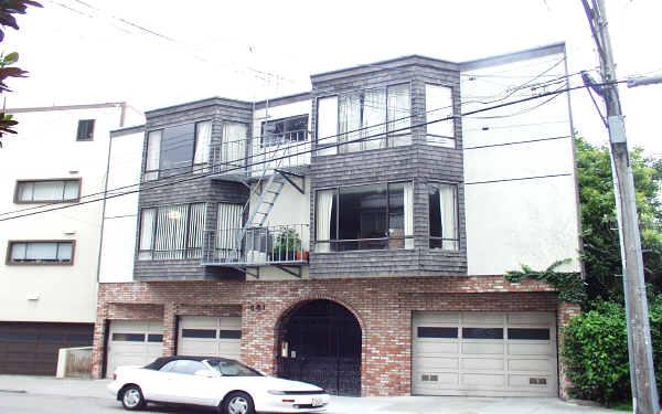 681 Corbett Ave in San Francisco, CA - Building Photo