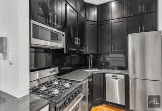 Hudson Street in New York, NY - Building Photo - Building Photo