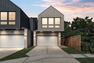 4108 Cortlandt St, Unit 5406 in Houston, TX - Building Photo