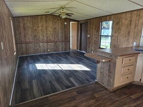 472 Ruben Wells Rd in Hinesville, GA - Building Photo - Building Photo