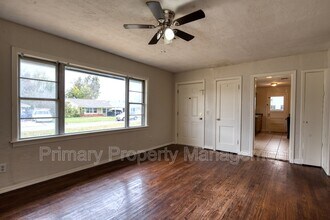 3004 Somerset Pl in Oklahoma City, OK - Building Photo - Building Photo