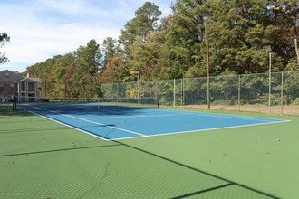 Champions Club in Glen Allen, VA - Building Photo - Building Photo