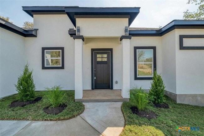 121 Diamond Head Dr in Bastrop, TX - Building Photo - Building Photo