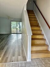 901 Briarwood Ct in Rocky Hill, CT - Building Photo - Building Photo