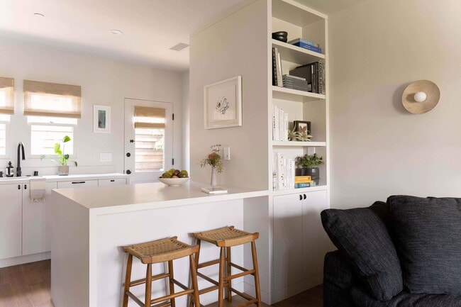 2543 2nd St in Santa Monica, CA - Building Photo - Building Photo