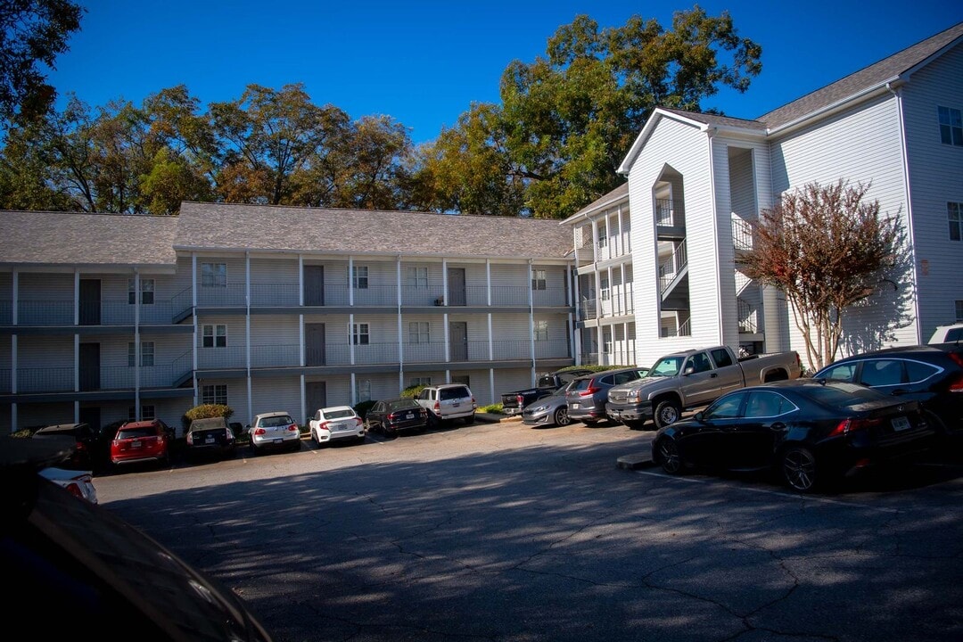 394 Oconee St in Athens, GA - Building Photo