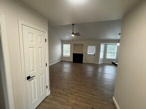 4308 Shadowmoss Ct in Franklinton, NC - Building Photo - Building Photo