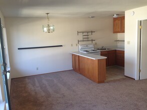 71 N Ellsworth Ave in San Mateo, CA - Building Photo - Building Photo