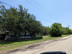 6879 Co Rd 151 in Kaufman, TX - Building Photo - Building Photo