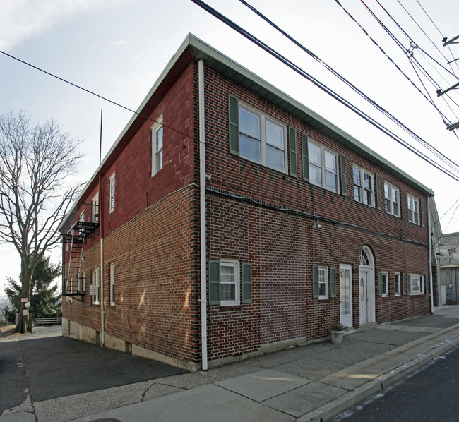 82-84 Hackensack St in Wood Ridge, NJ - Building Photo - Building Photo