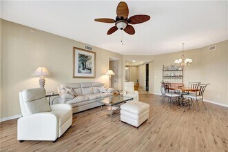 400 Flagship Dr in Naples, FL - Building Photo - Building Photo