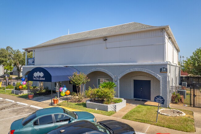 Town Park Apartments in Houston, TX - Foto de edificio - Building Photo