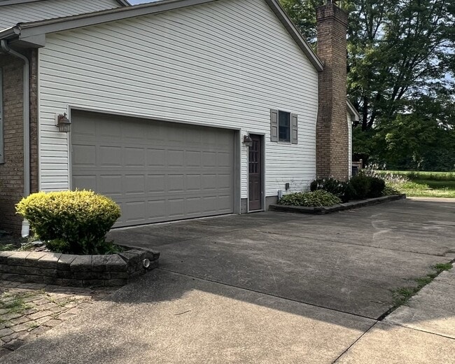 7380 Cool Rd in Canfield, OH - Building Photo - Building Photo