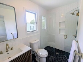 884 E 3rd St in Florence, NJ - Building Photo - Building Photo