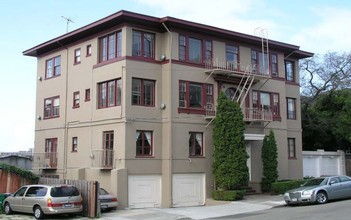 285 Van Buren Ave in Oakland, CA - Building Photo - Building Photo