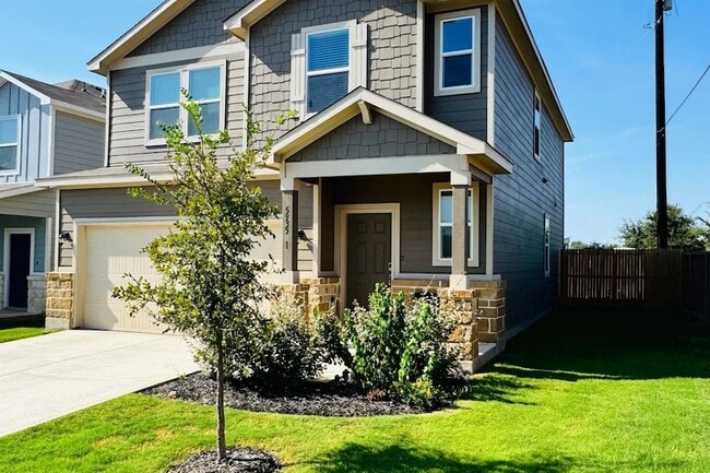 5935 W Hausman Rd in San Antonio, TX - Building Photo - Building Photo