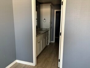 1020 Tesoro Stone in Del Rio, TX - Building Photo - Building Photo