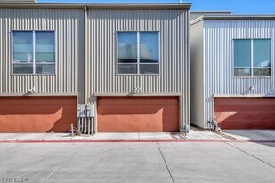 2014 Pin Oak Ave in Las Vegas, NV - Building Photo