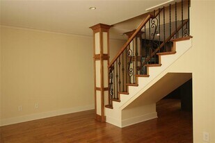 4021 Cole Ave in Dallas, TX - Building Photo