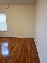 102 11th Ave W, Unit 1st floor in Newark, NJ - Building Photo - Building Photo