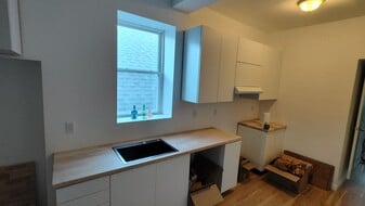 2332 W 25th St, Unit 2332 W 25th Street in Chicago, IL - Building Photo