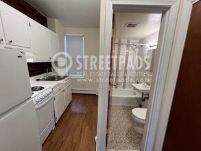 78 S Huntington Ave in Boston, MA - Building Photo - Building Photo