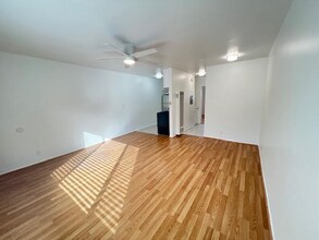 2925 4th St in Santa Monica, CA - Building Photo - Building Photo