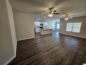 540 Camden Lp in Calera, AL - Foto de edificio - Building Photo