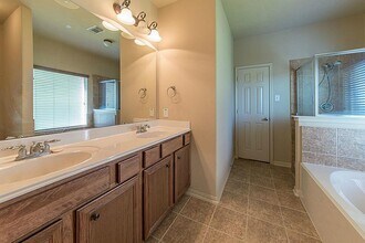 28114 Helmsman Knolls Dr in Katy, TX - Building Photo - Building Photo